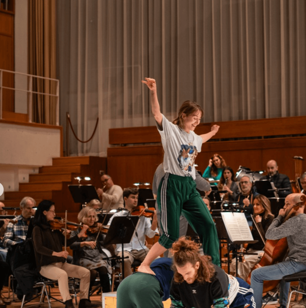 Los Caracteres en Danza 29/01